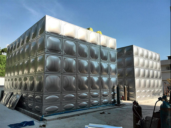 怎么解決這些常見的蘇州不銹鋼保溫水箱故障問題